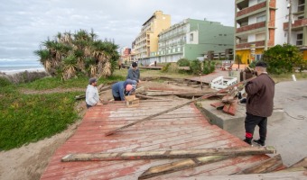 TRABAJOS DE REPARACI�N EN SECTORES DE LA RAMBLA COSTANERA